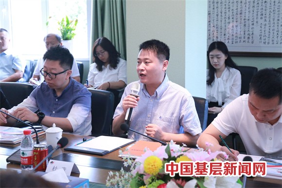 華春藥業(yè)與全國省級總經(jīng)銷商簽署合作協(xié)議